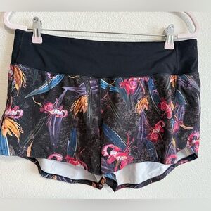 Lululemon hotty hot shorts 2.5 inseam